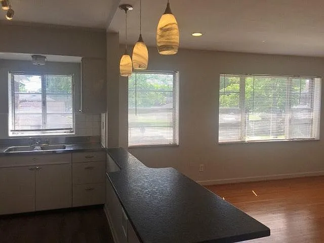 6925 Clifton Ave #2S — Photo 15