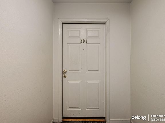4th image of 195 7th St APT 301