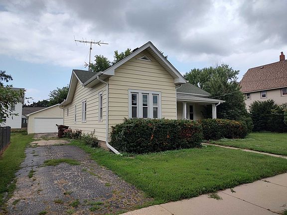 2nd image of 606 E Perry St