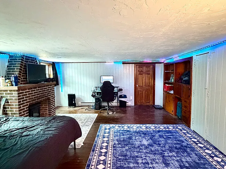 133 Maple St #C — Photo 3