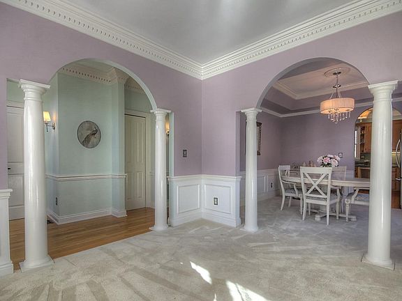 5th image of 4077 Palmetto Dr