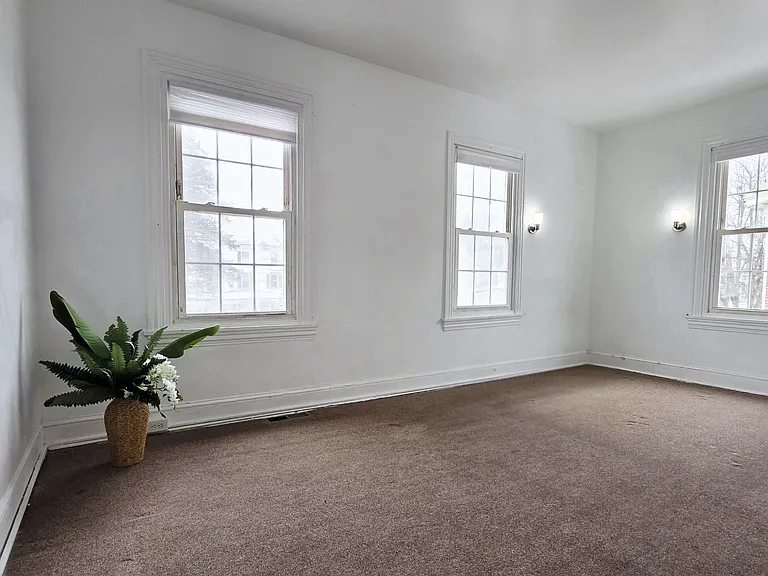 56 N 3rd St #B — Photo 8