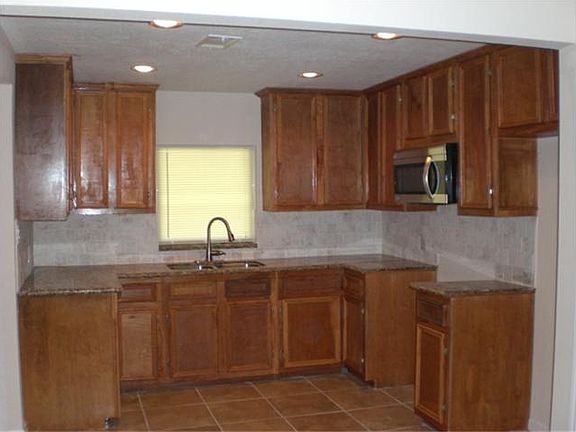 3rd image of 5411 Timber Creek Dr