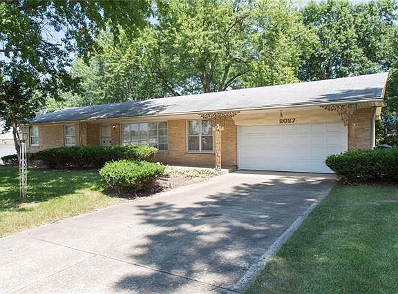 2nd image of 2027 Kingsgate Dr