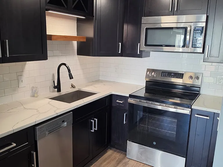 794 Court St #D — Photo 9
