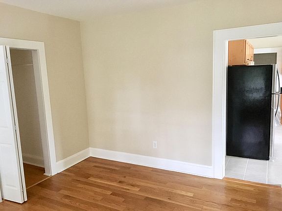 5th image of 199 Orland St