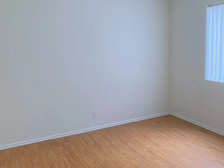 1151 Justin Ave #1 — Photo 7
