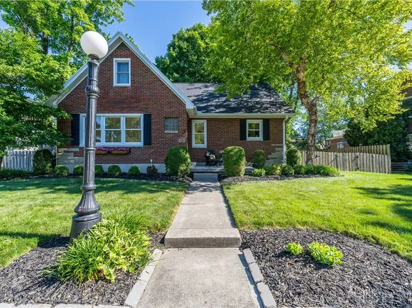 553 W Broadway St, Tipp City, OH 45371