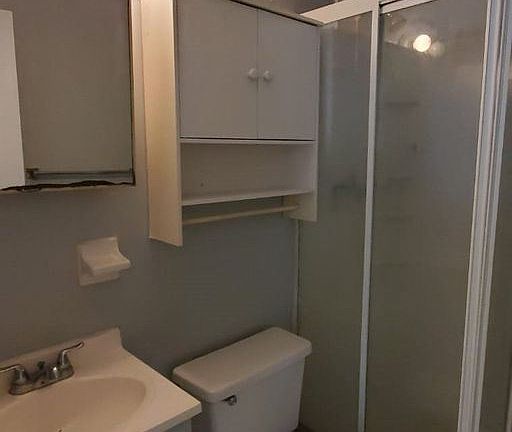 5th image of 10101 N 15th St APT A