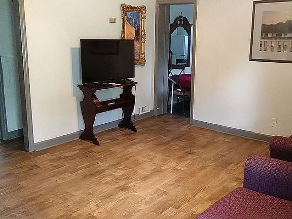 B-Living area