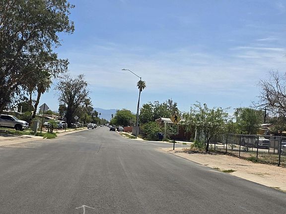 5th image of 3555 E Ellington Pl