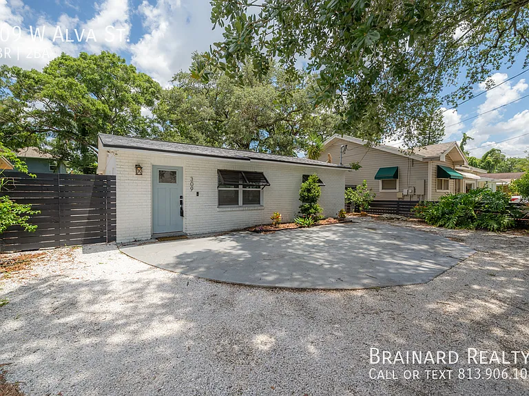 309 W Alva St — Photo 32
