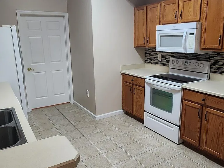 4106 Meander Pl #104 — Photo 6