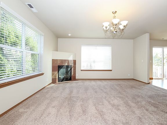 5th image of 18114 SE 242nd St