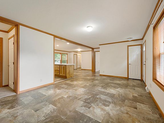 5th image of 12270 Geneva Way