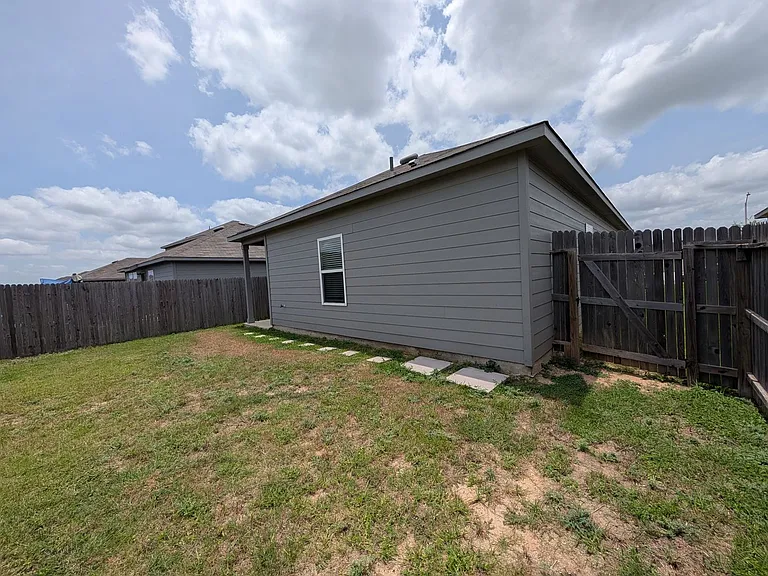 1137 Gracie Way — Photo 19