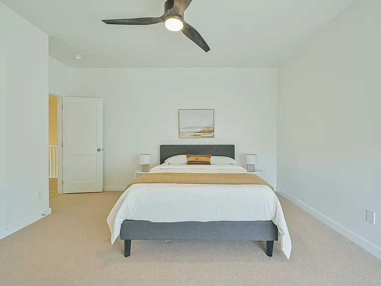 1300 N Blackwelder Ave — Photo 42