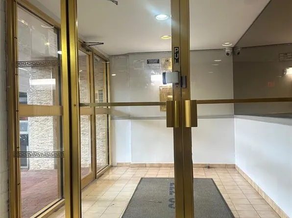 222-89 Braddock Avenue image 12 of 15