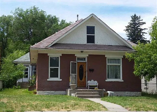 331 - 331 1/2 S Grant — Photo 4