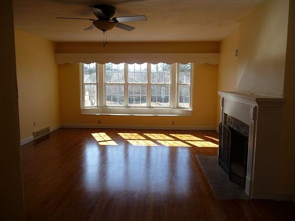 2nd image of 314 Meier Dr