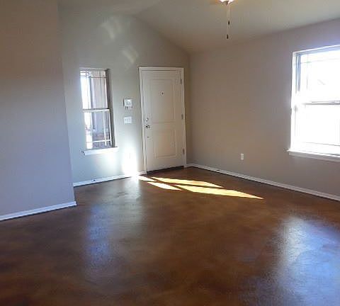 4th image of 12805 Heritage Oaks Dr