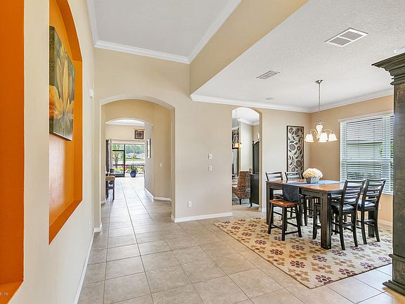 5th image of 430 Los Caminos St