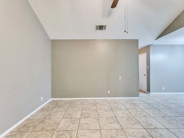 10801 Lanshire Dr #A — Photo 4