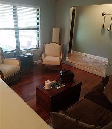 4th image of 8736 Butternut Blvd