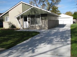 22030 Studio St, Taylor, MI 48180