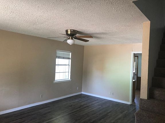 2nd image of 600 E Johnson St #600
