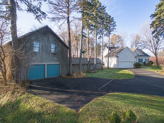 3rd image of 6230 Arbor Ln