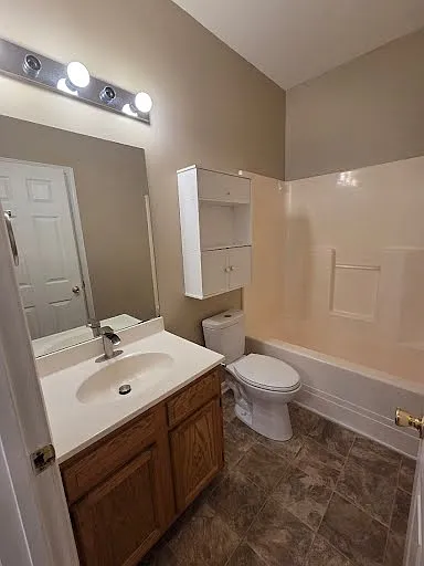 118 Florence Ct — Photo 13