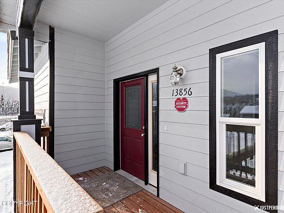 3rd image of 13856 Akers Cir