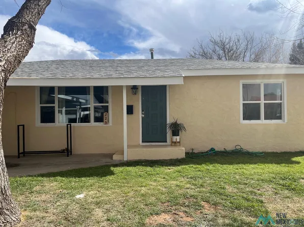 225 E Plaza Dr, Clovis, NM 88101