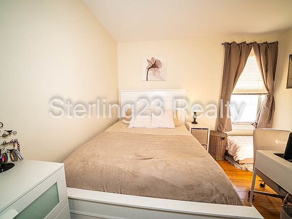 5th image of 36-18 Ditmars Blvd #3F