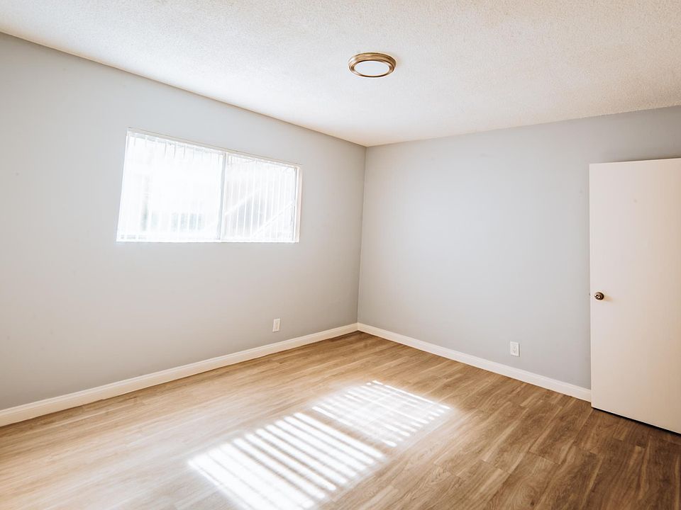 1st image of 1975 S Corning St #301