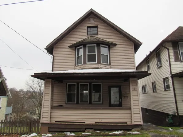 1327 Saylor St, Johnstown, PA 15905