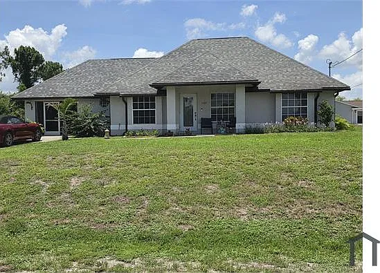 3 bed, 1265 sqft, $1,800 — Photo 2