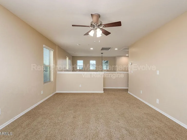 1544 E Hummingbird Way — Photo 26