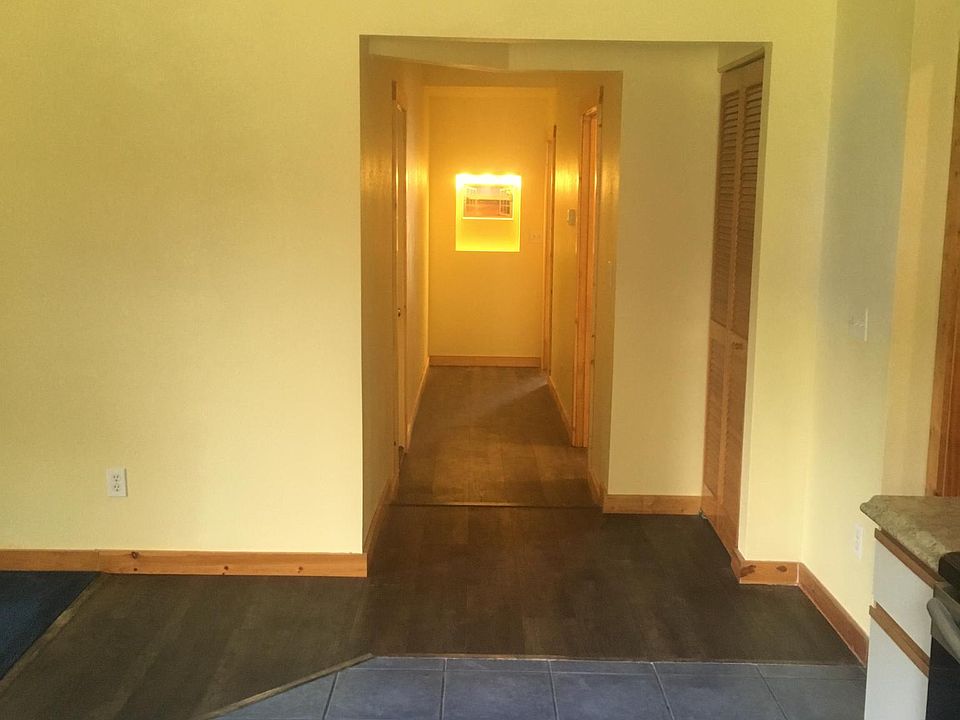 1st image of 573 E Lehigh Dr