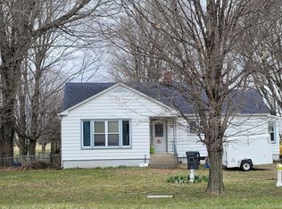 40732 Red Arrow Hwy, Paw Paw, MI 49079