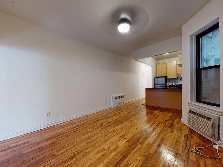 312 E 90th St #3C — Photo 3