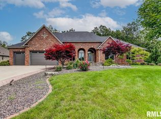 1230 Churchill Rd, Springfield, IL 62702