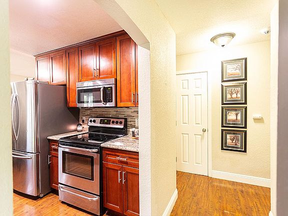 5th image of 4805 Palomino Ln