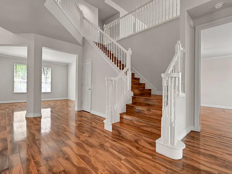 306 Canyon Lake Dr — Photo 21