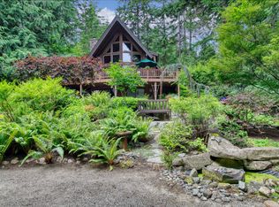 6405 NE Baker Hill Rd, Bainbridge Island, WA 98110