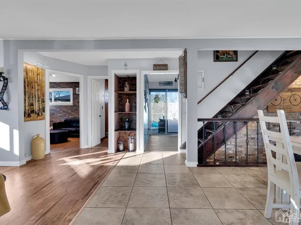 40 Joyce Pl, Parlin, NJ 08859