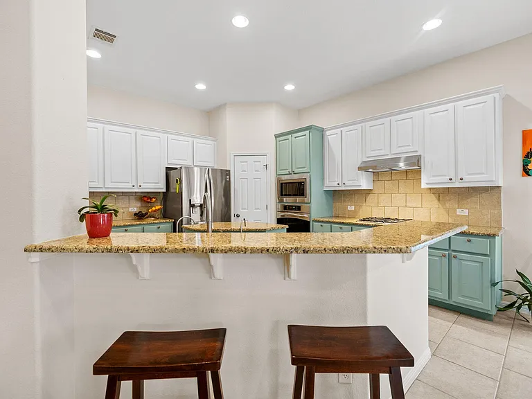 10921 Tornasol Ln — Photo 16