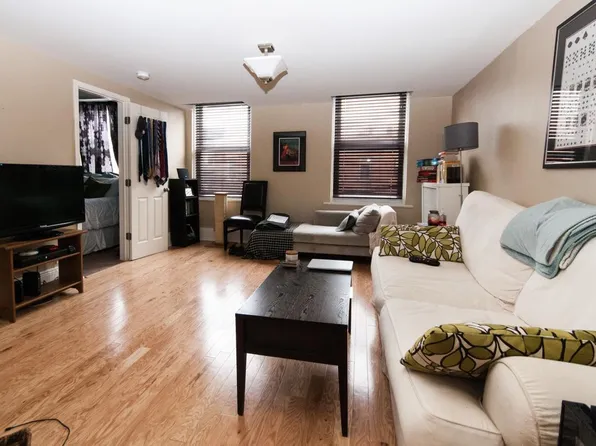 502 Bloomfield St #3, Hoboken, NJ 07030