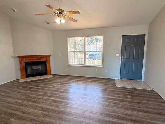 3rd image of 4315 W 27th St